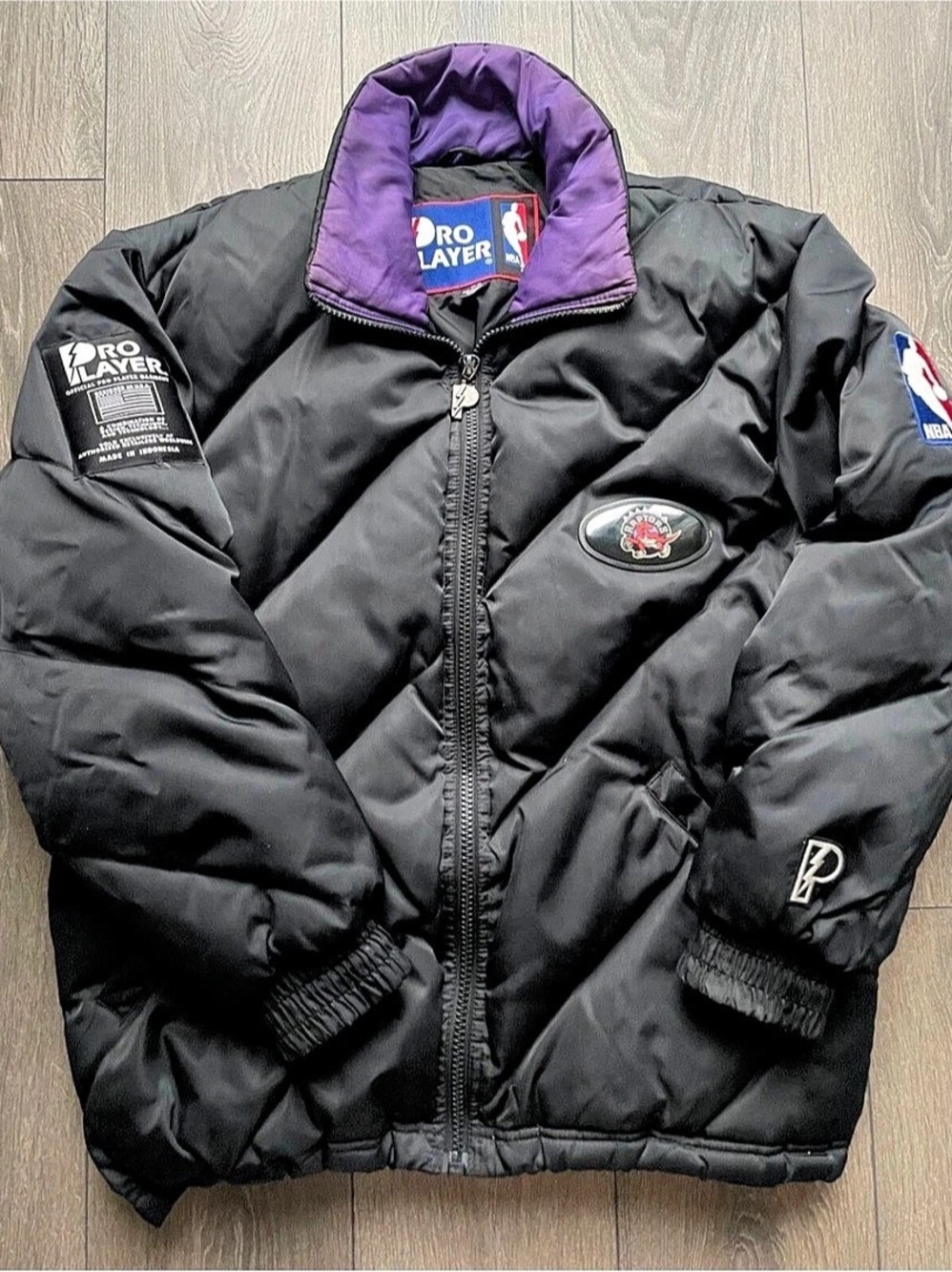 Pro Player Vintage Toronto Raptors Pro Player Puffer Jacket Puffer